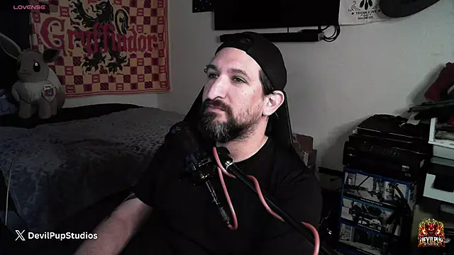 DevilPup75_'s cam snapshot