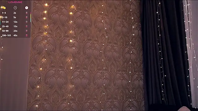 Holla_Molly live sex cam