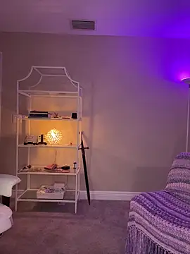 skimpysushi's cam snapshot