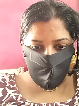 pinkisaha75 live sex cam