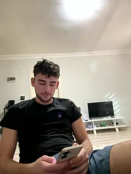 Yasinyasin7 live sex cam