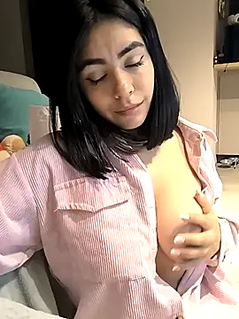 Sara-215 live sex cam