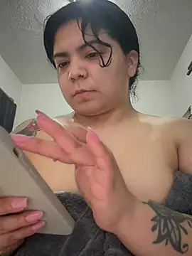 kimmiakiss22's cam snapshot