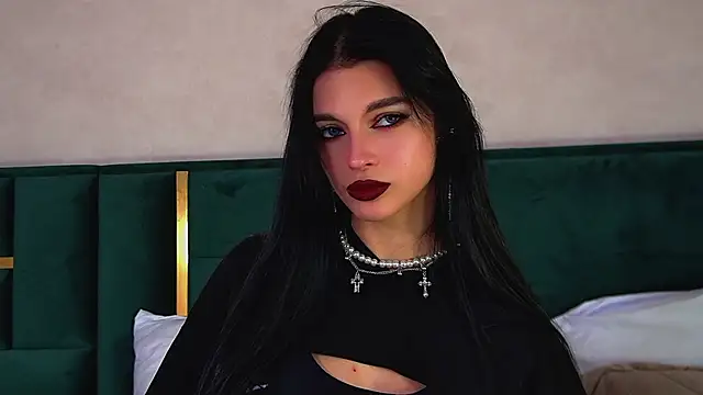 BeverlyMost's cam snapshot