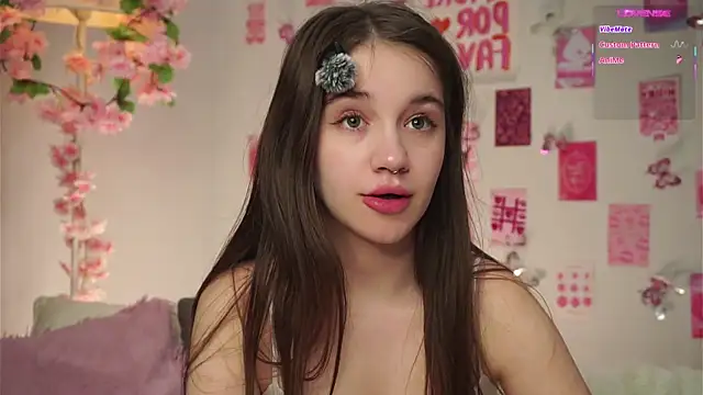 AmiLewis live sex cam