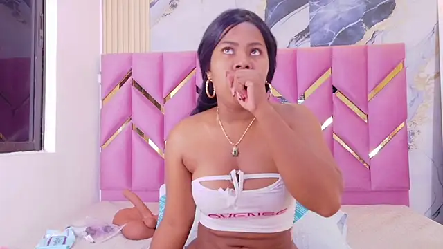 naughty_ebonyy live sex cam