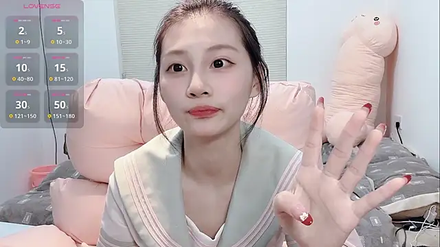 lris-Beauty live sex cam