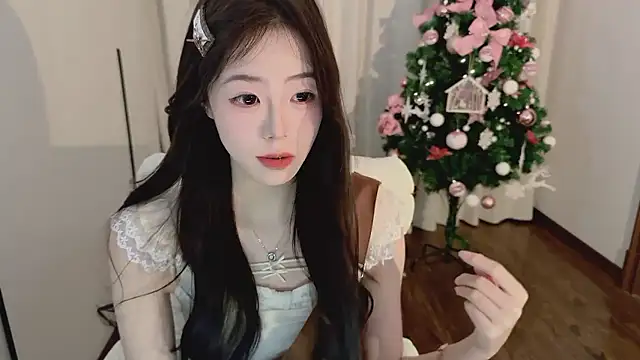 Onecutelittle live sex cam