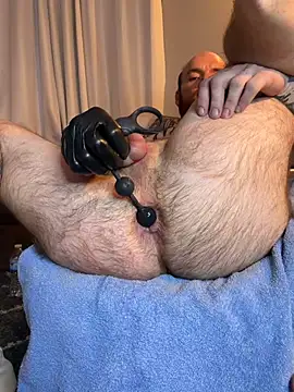 BearChubby300 live sex cam