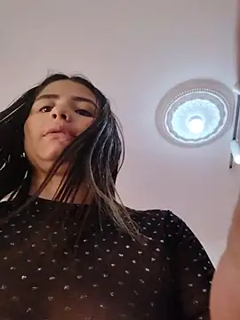 MIA25___'s cam snapshot