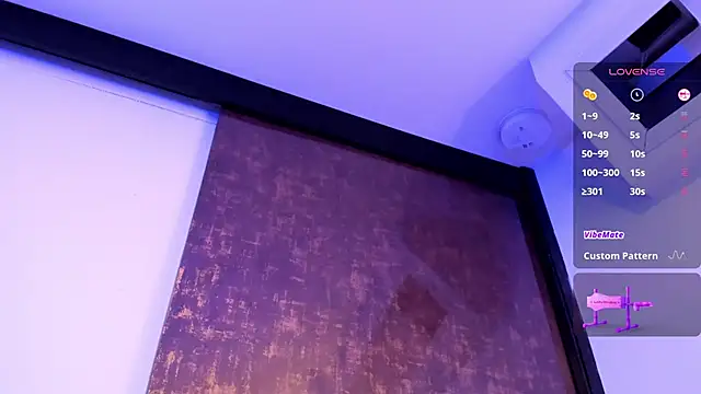 klhoe_boobs live sex cam