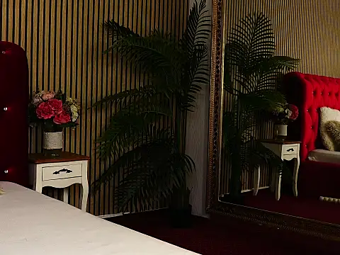 AmberCharm's cam snapshot