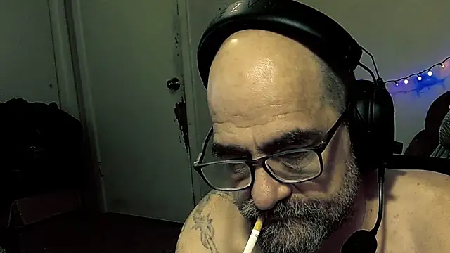 MrBigginTX live sex cam