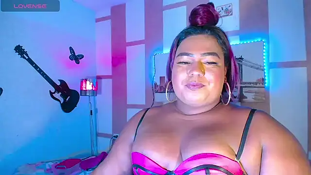 OpraxBellinda live sex cam