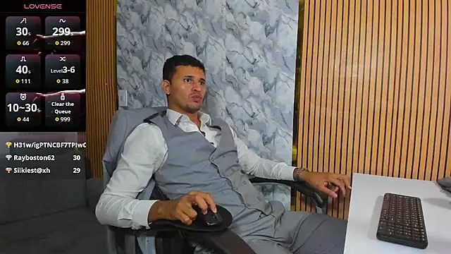 Hideintheoffice live sex cam