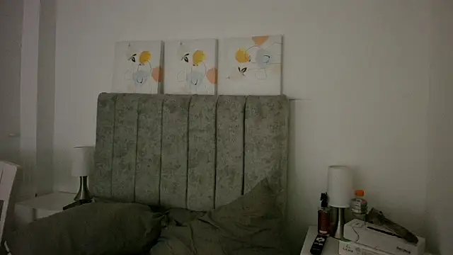 Lucy_Carson_'s cam snapshot