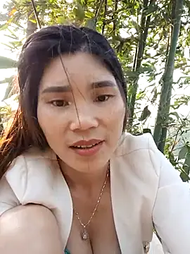 Bear_bear0's cam snapshot