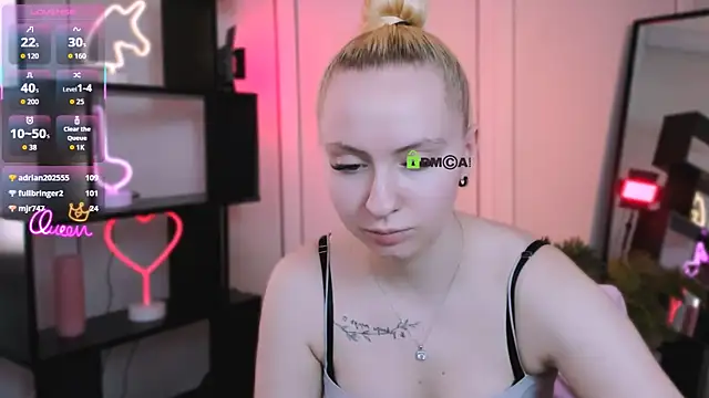 mila_glow1 live sex cam