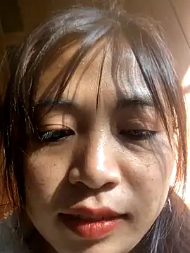 miumiu_sexy2x's cam snapshot