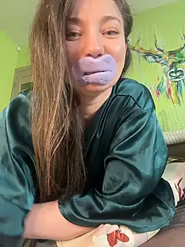 MooonReal's cam snapshot