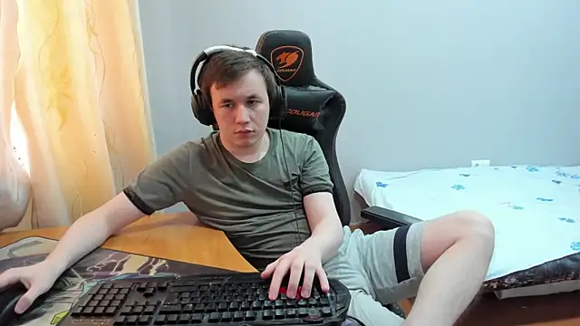 iliaskrislove live sex cam