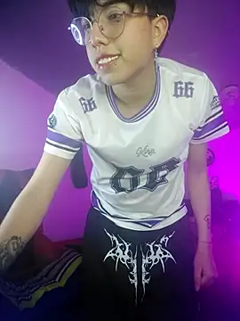 AnggelONfiree live sex cam