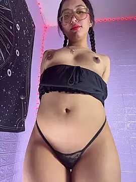 HoneyAndFlowers21's cam snapshot