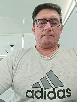 phil_truck_exhib's cam snapshot