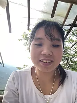 Ngoc-bbi live sex cam