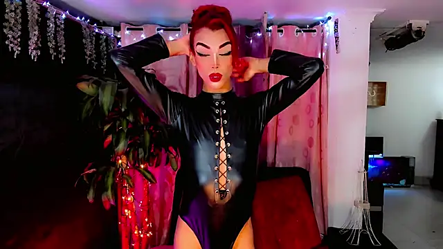 the-horus-girl live sex cam