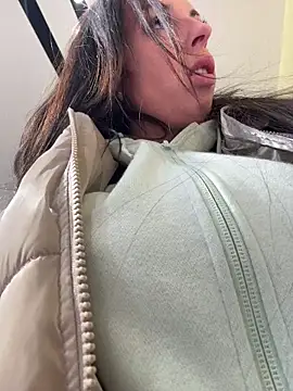 Almmaxxxx live sex cam