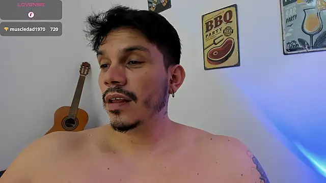 alejandro_stark live sex cam