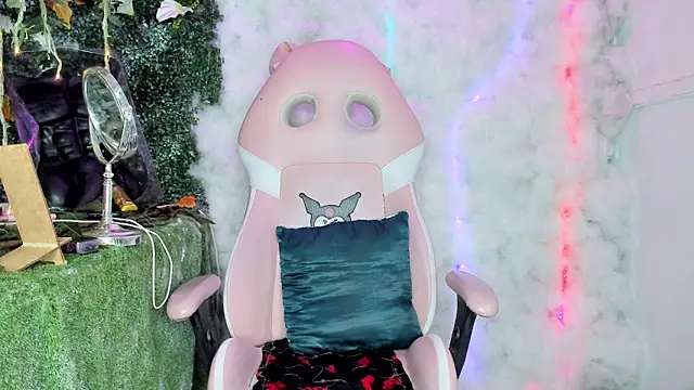 ZAMMIRA's cam snapshot