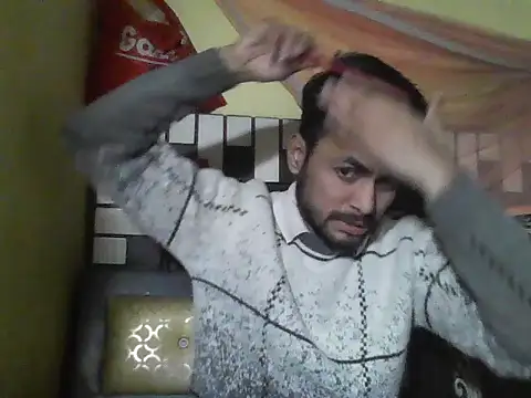 Stubborndesiboy live sex cam