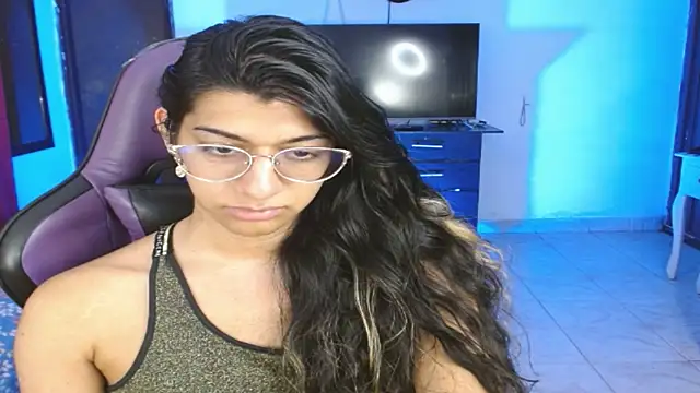 engielphoenis14 live sex cam