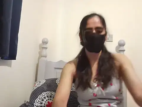 EchoicUlama live sex cam