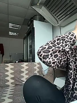 _Mila_Love's cam snapshot