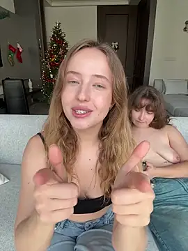 Nura_n_Sarah live sex cam