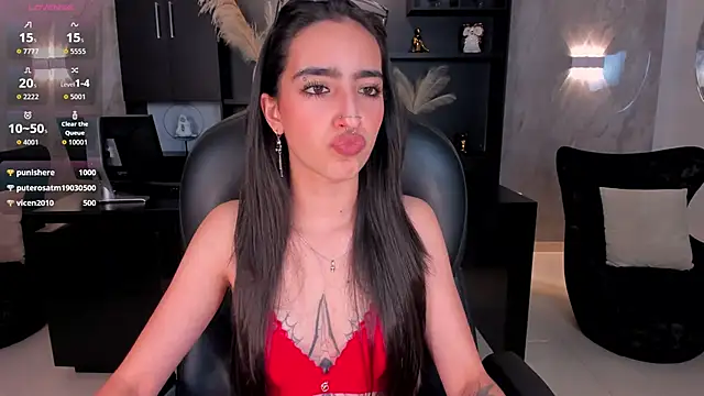 LarisaSmirnov live sex cam