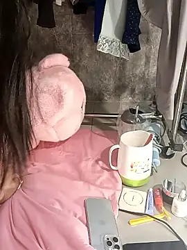 lavi-cute live sex cam