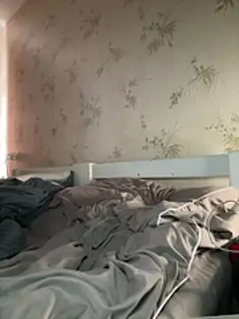 Naughtbaby_2025 live sex cam