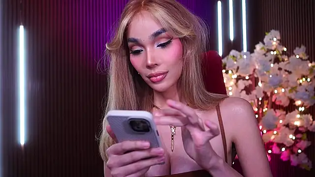 xxforyoureyesonlyxx live sex cam