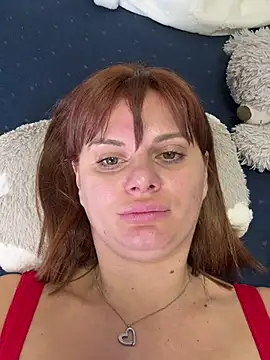 EllaSpark live sex cam