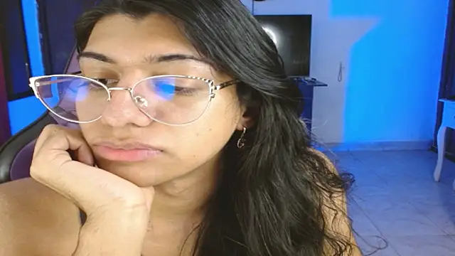 engielphoenis14 live sex cam