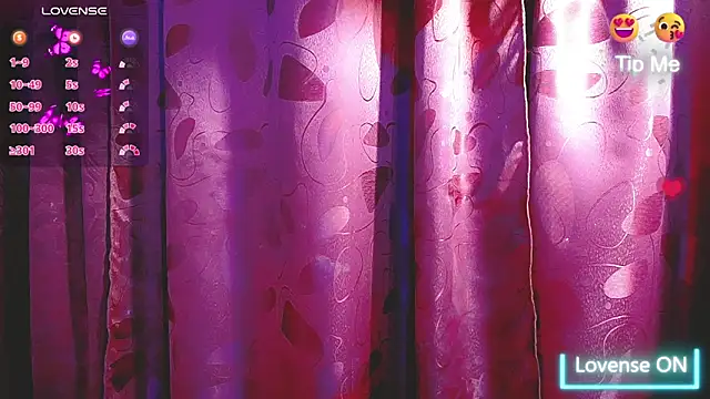 Lisa_sparkleee live sex cam