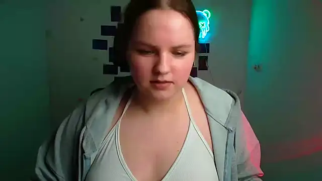 Kitty_Mia_Kitty's cam snapshot