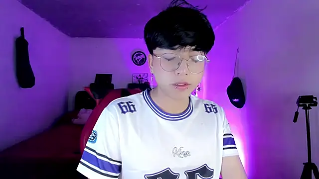 AnggelONfiree live sex cam