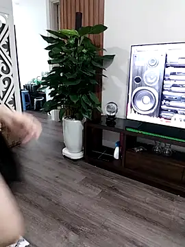 Hott_baby's cam snapshot