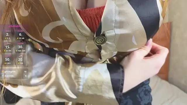 NightSaffron live sex cam