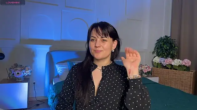 _SilkyShadow_'s cam snapshot